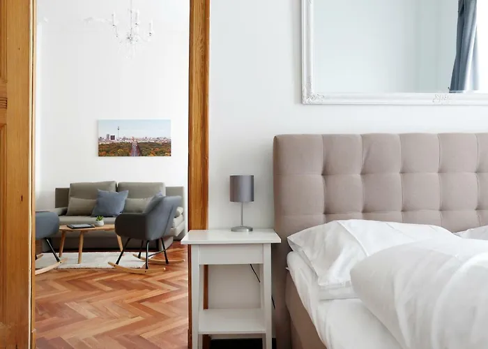 Top Kreuzberg central citiy 3 BR 2 bathr