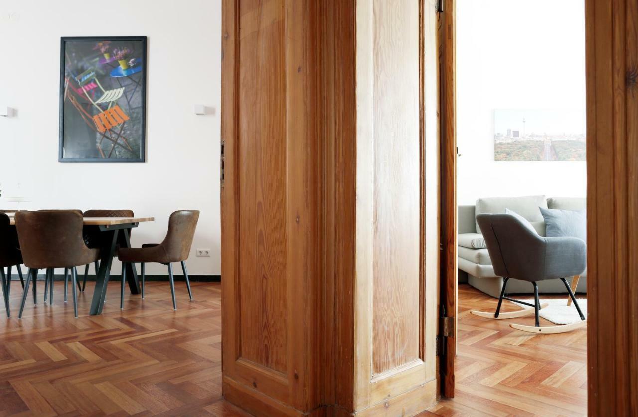 Appartement Katz By Rockchair L Superhost Status L 3 Bedrooms Boxspringbeds 2 Bathrooms In Center - Cozy Family & Business Flair Welcomes You!