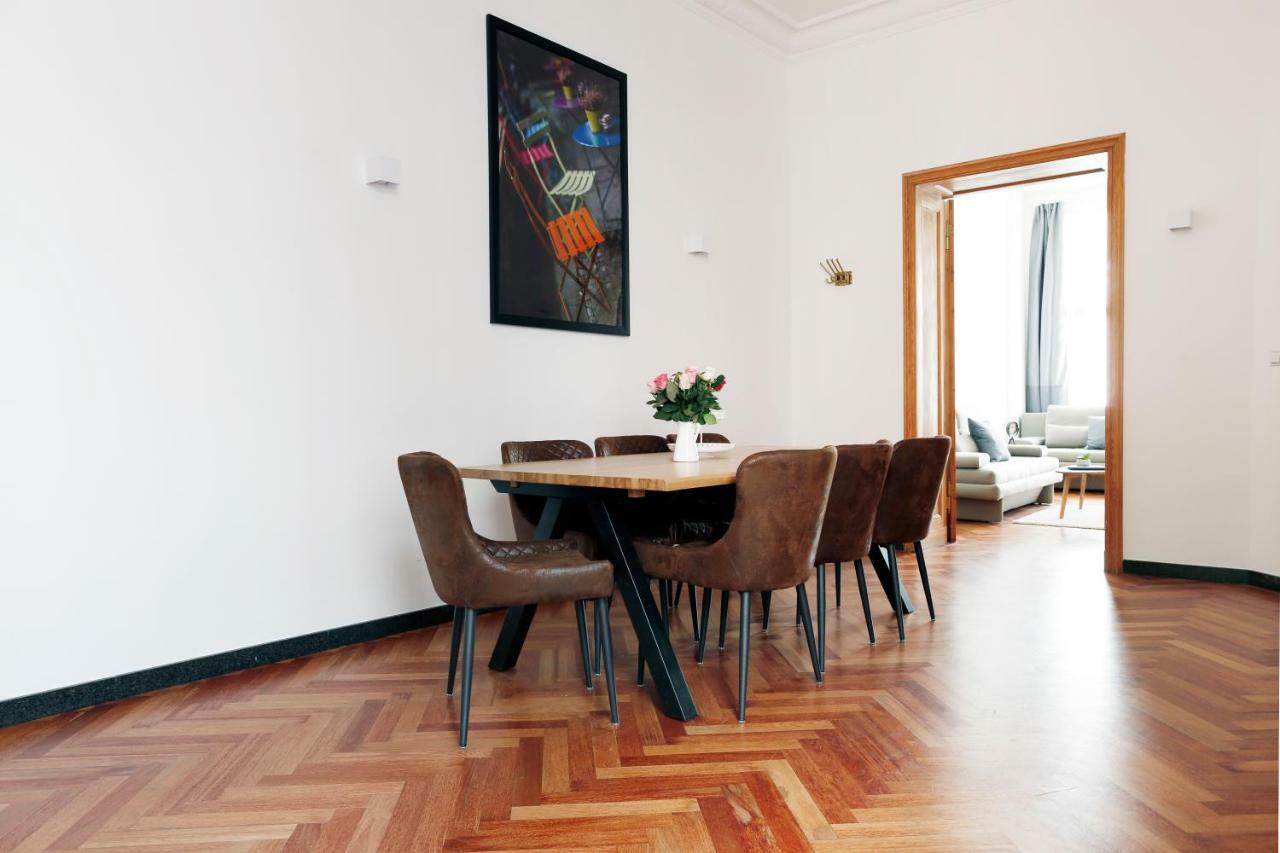 Appartement Katz By Rockchair L Superhost Status L 3 Bedrooms Boxspringbeds 2 Bathrooms In Center - Cozy Family & Business Flair Welcomes You!